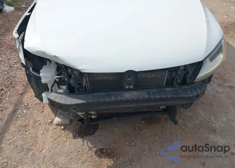 2017 Volkswagen Jetta 1.4T Se из США, поврежденный, VIN 3VWDB7AJ2HM286953